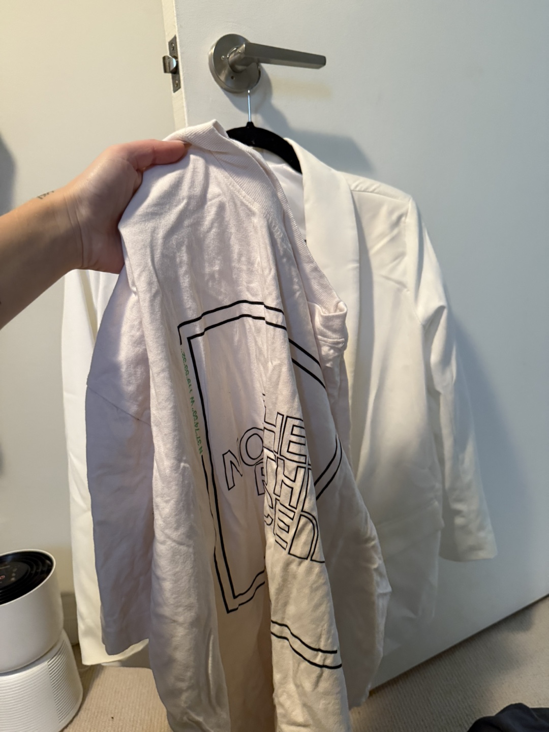 bag of free clothes! - photo 5