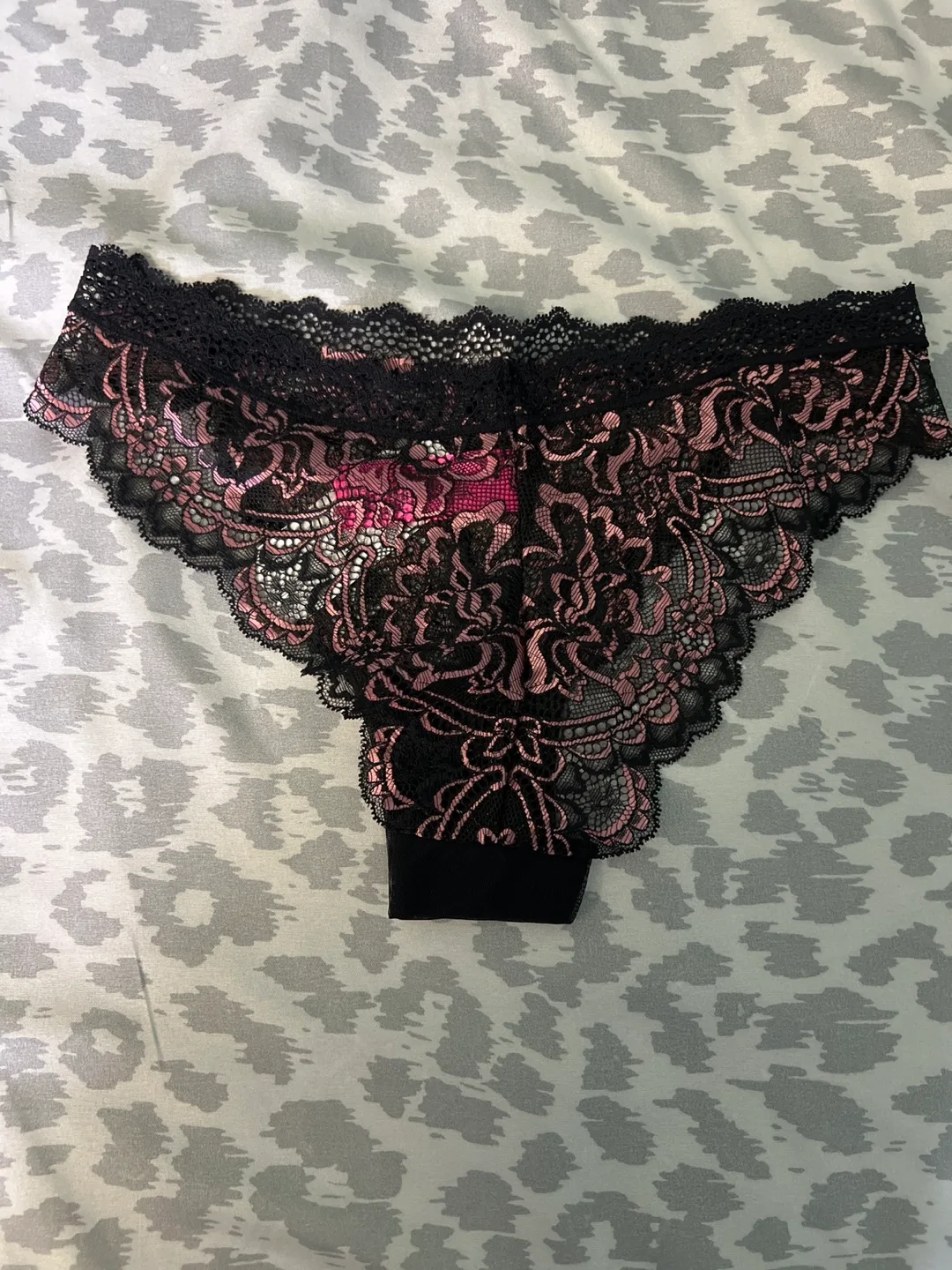 Black and Pink Lace Bikini Panties - Size XS/XP image indicator(3)