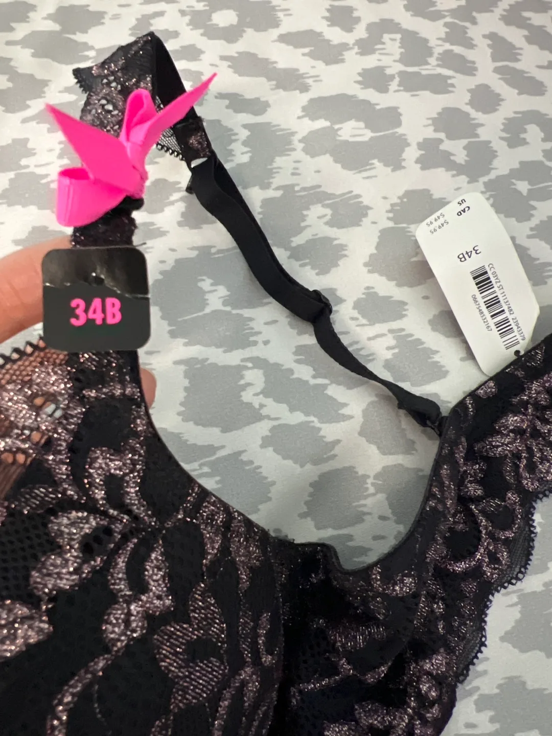 La Senza Black Glitter Lace Bra and Panty Set image indicator(2)