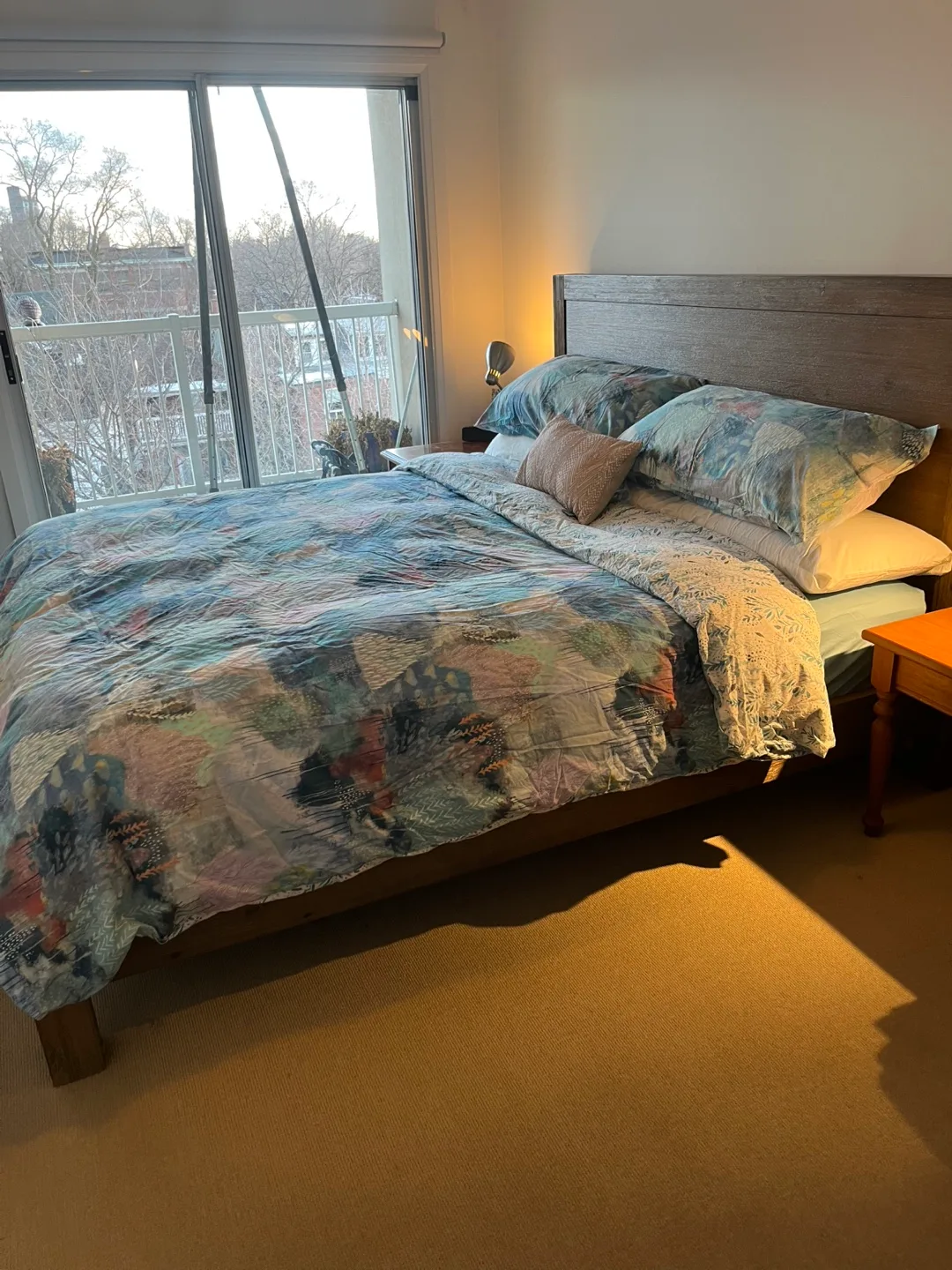 Structube King Size Bed Frame & Mattress image indicator(3)