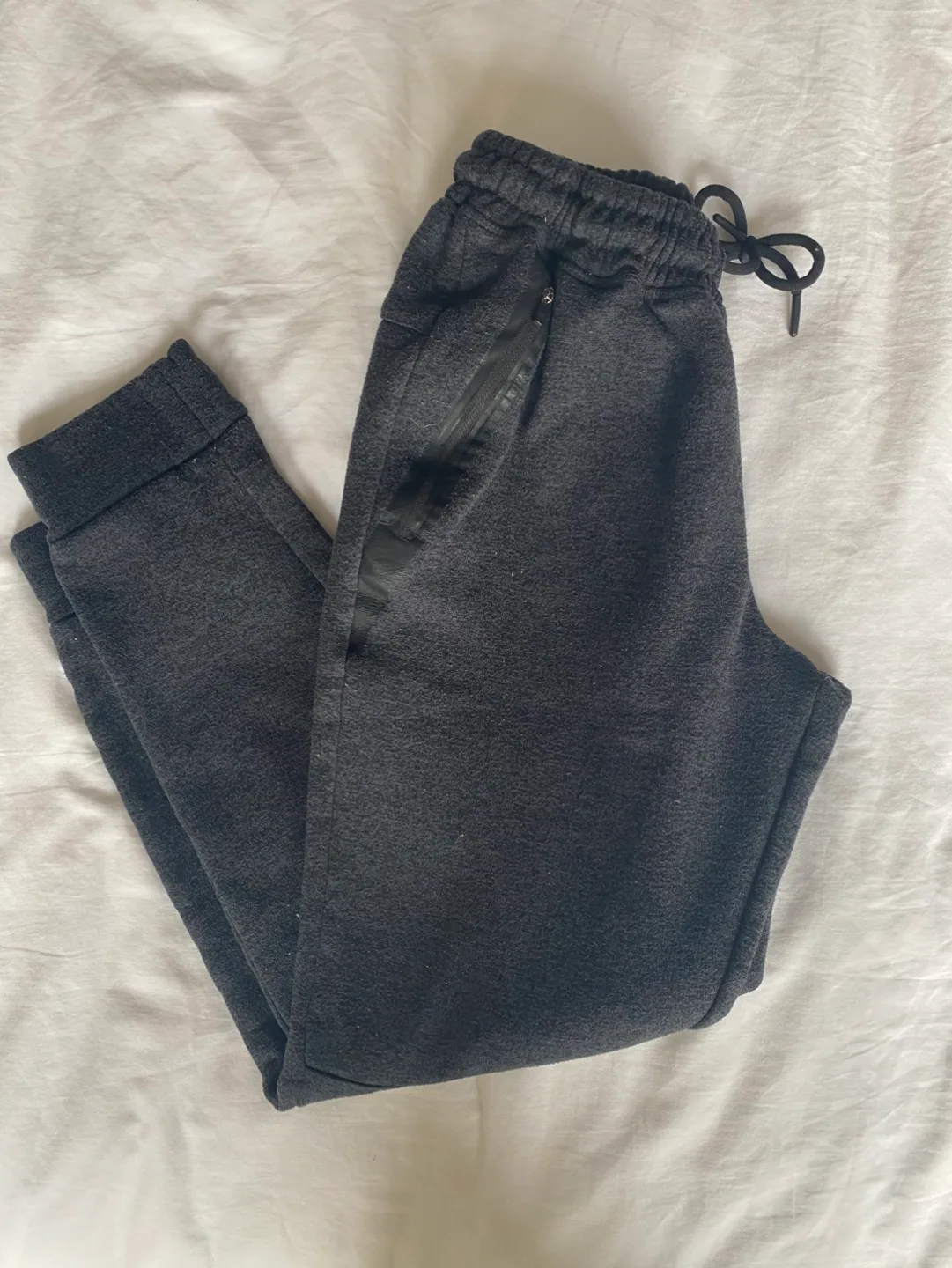 Men's Clothing Bundle - Shirts, Sweaters, and More! image indicator(7)