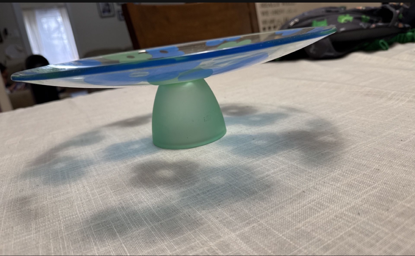 Glass Cake Stand with Dome Lid - photo 3