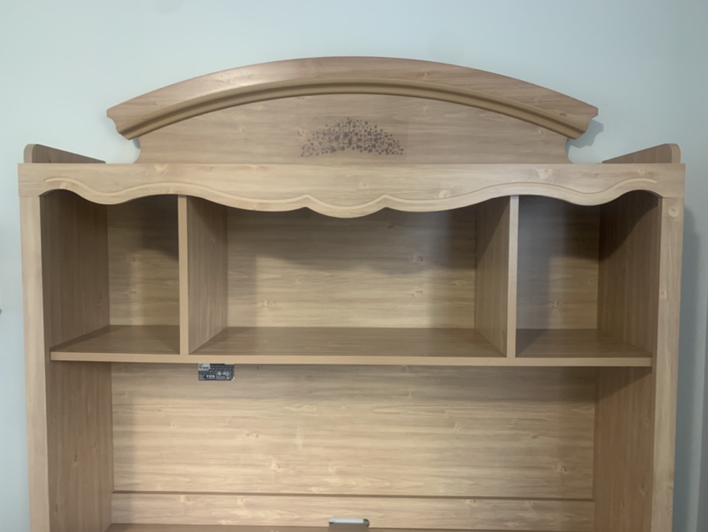 Kids' Wooden Desk with Hutch - photo 2