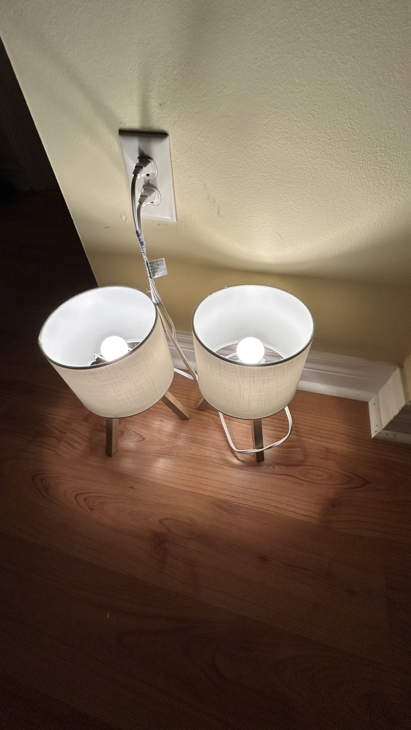 Pair of Modern Table Lamps - photo 3