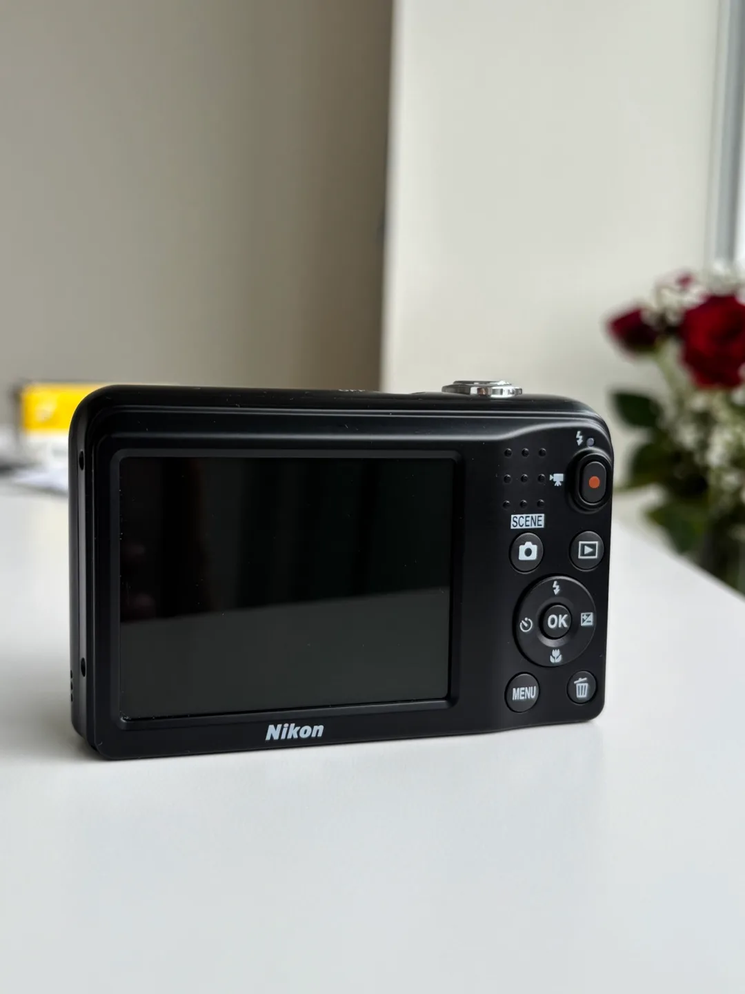 Nikon Coolpix L10 Digital Camera - Black image indicator(4)