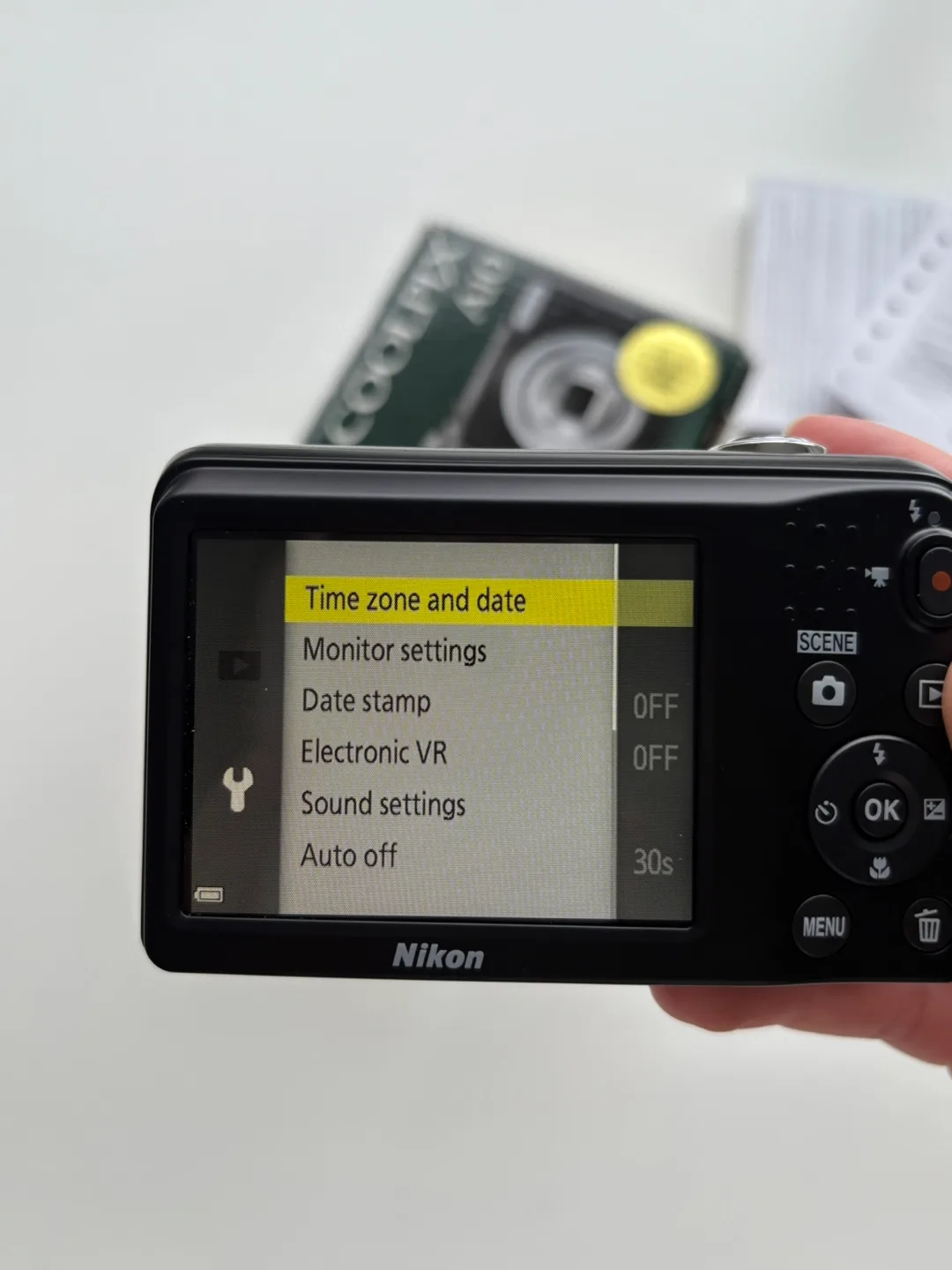 Nikon Coolpix L10 Digital Camera - Black image indicator(7)