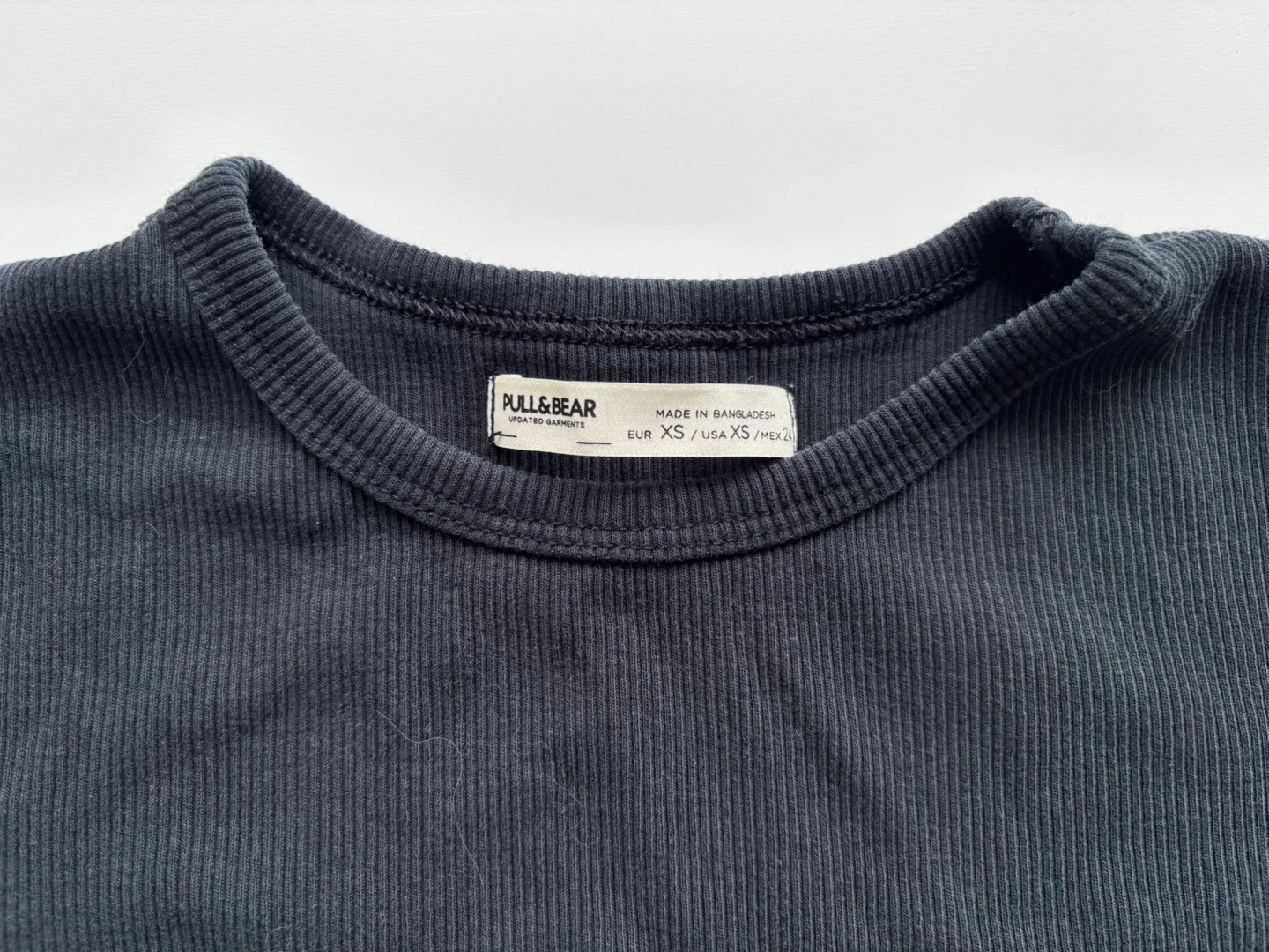 Pull&Bear Black Ribbed Crop Top - Size XS image indicator(2)