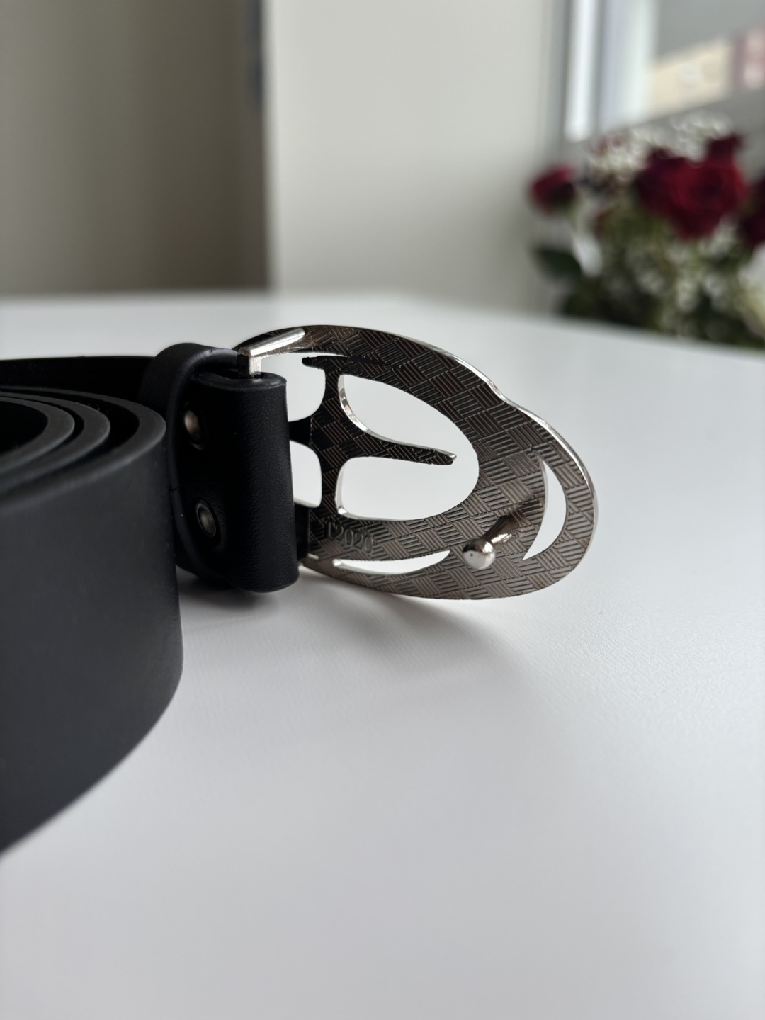 Black Leather Belt with Unique Buckle - photo 3