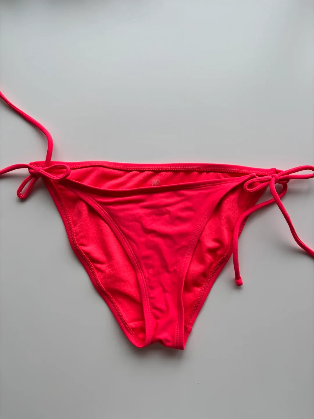 Neon Pink NoBo Bikini Set - XS/TP image indicator(3)