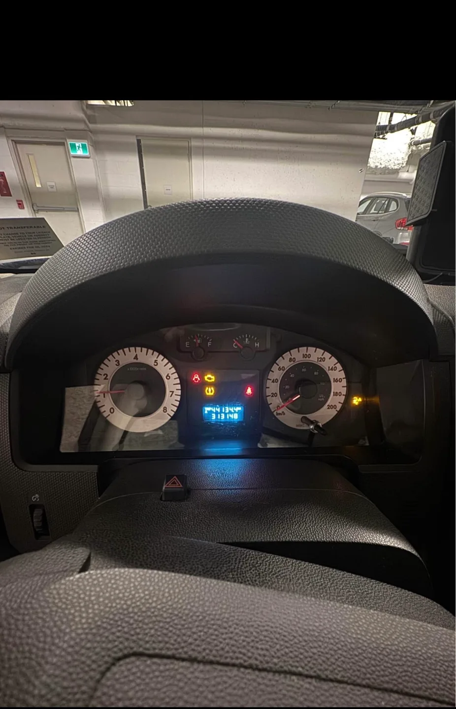 2010 Mazda Tribute image indicator(10)