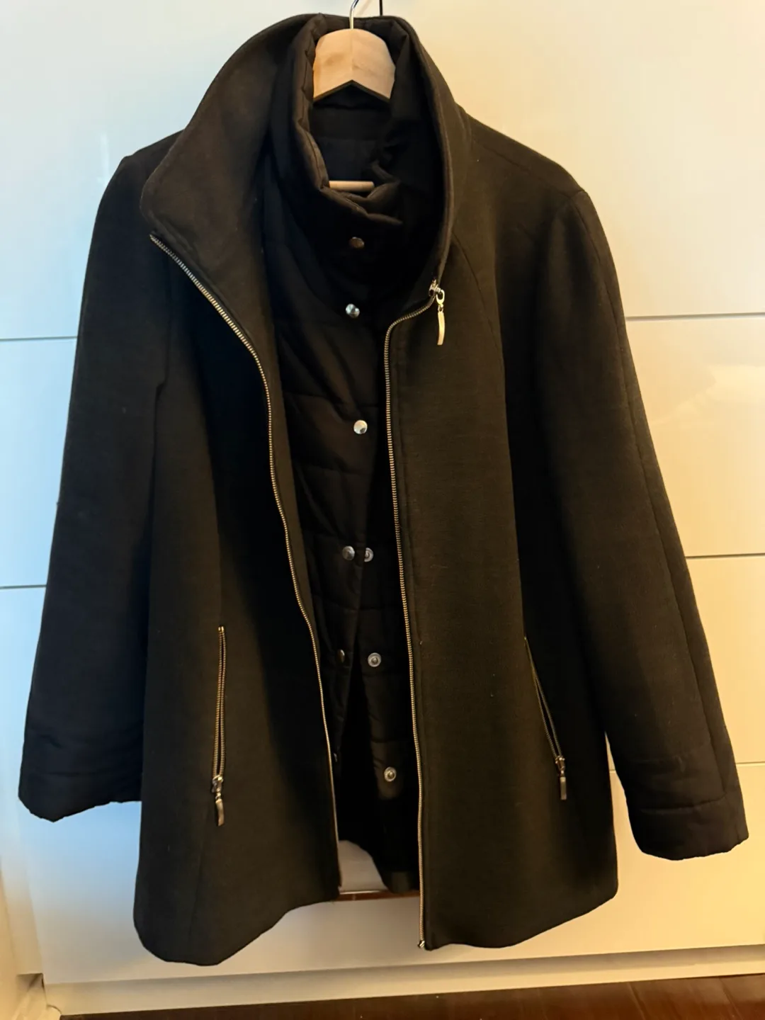 Women's Black 2-in-1 Winter Coat image indicator(2)