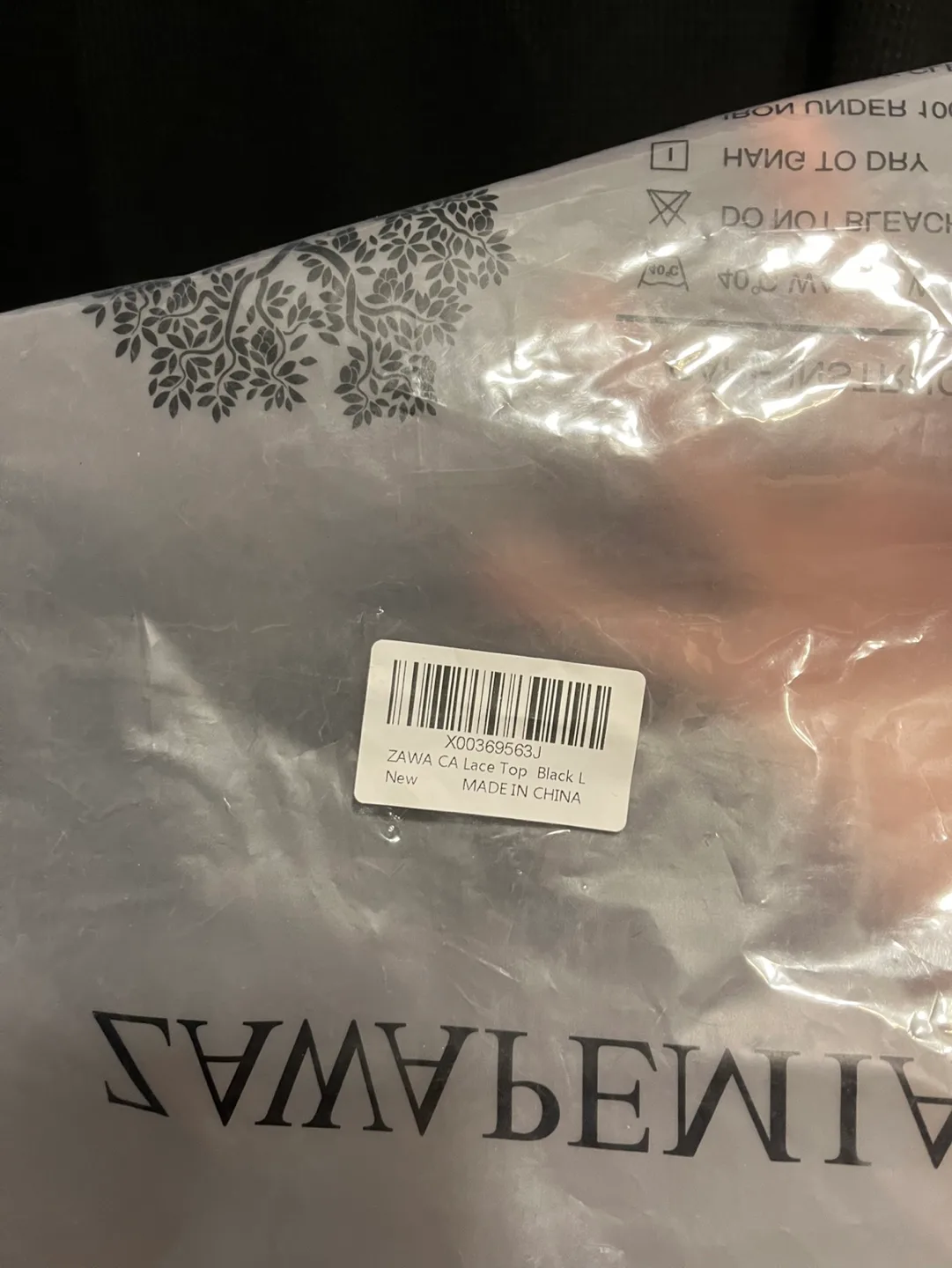 New Black Lace Ribbed Top - Size Large image indicator(4)