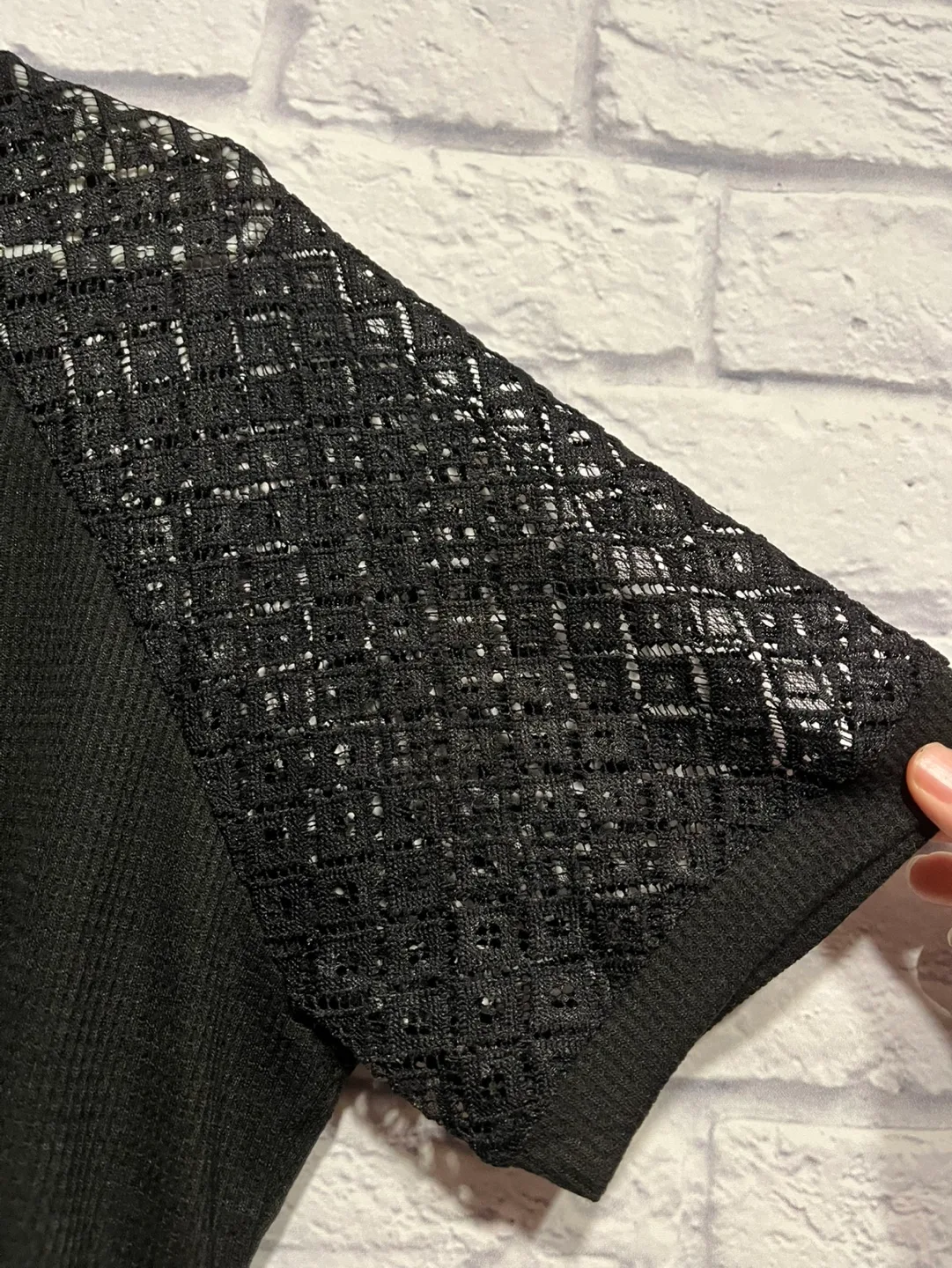 New Black Lace Ribbed Top - Size Large image indicator(3)