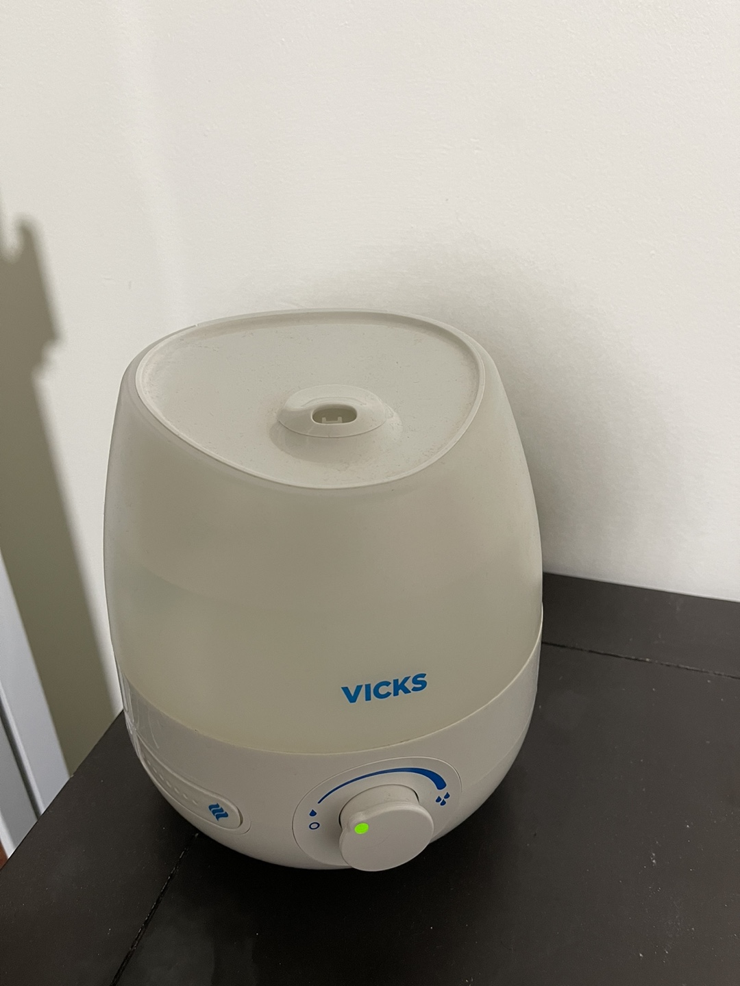 Vicks Mini Filter-Free Cool Mist Humidifier