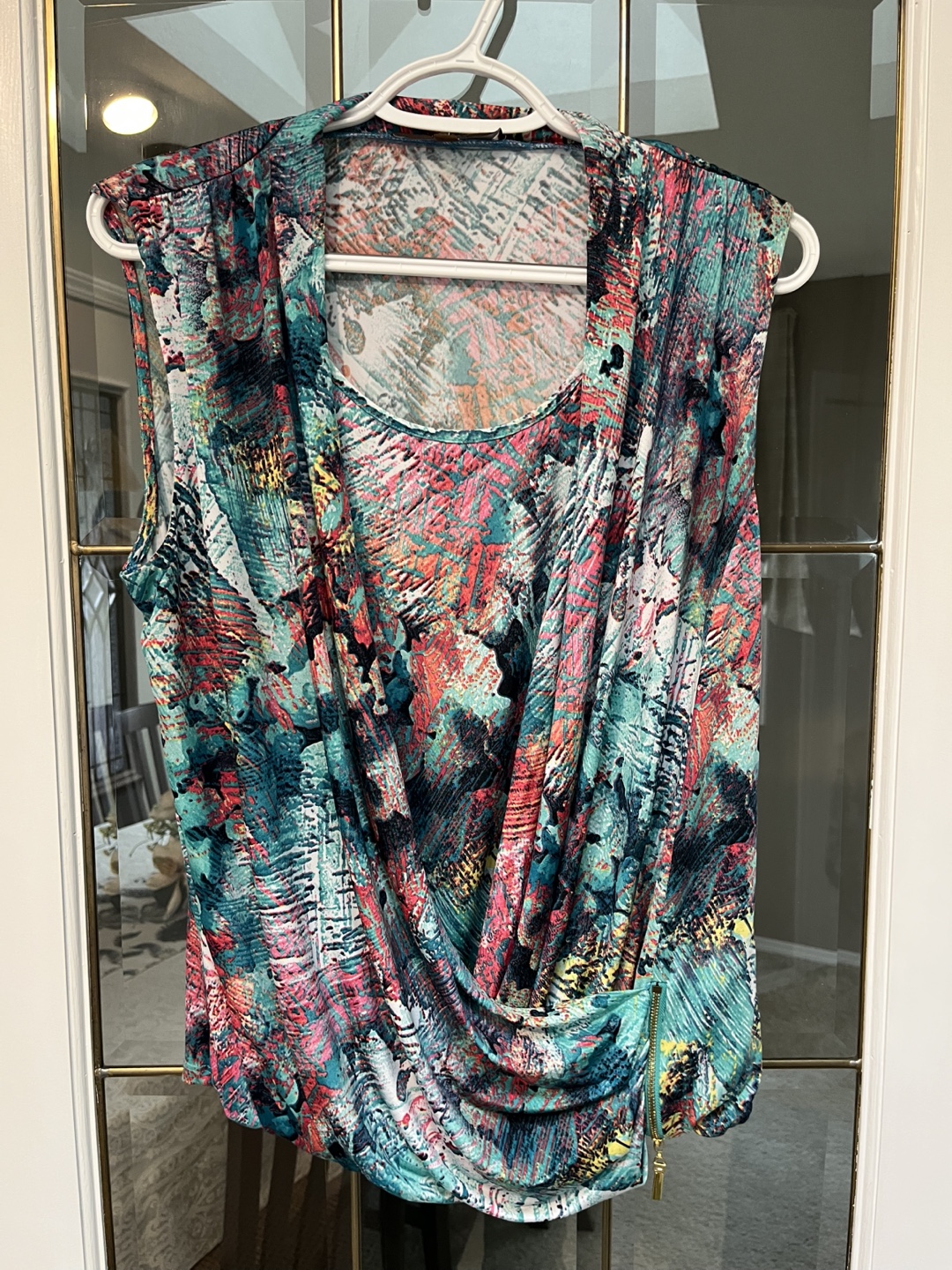 Melanie Lyne Women's Size Large Abstract Print Sleeveless Top