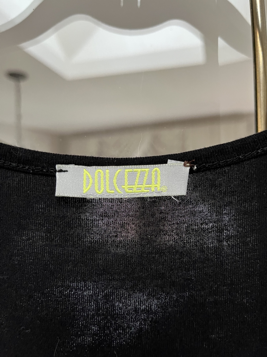 Dolcezza Women's Black and White Floral Top - photo 3