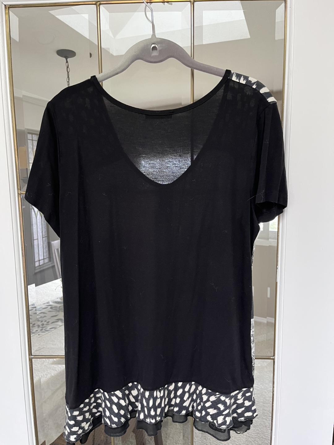 Dolcezza Women's Black and White Floral Top - photo 2