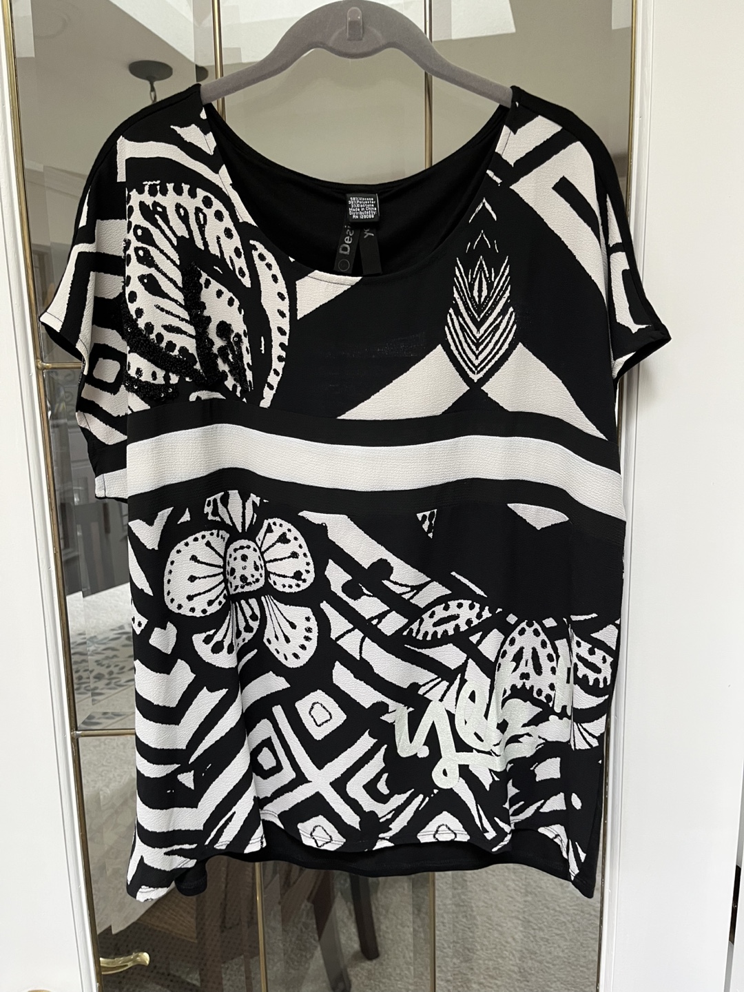 Desigual Black and White Graphic Print Blouse