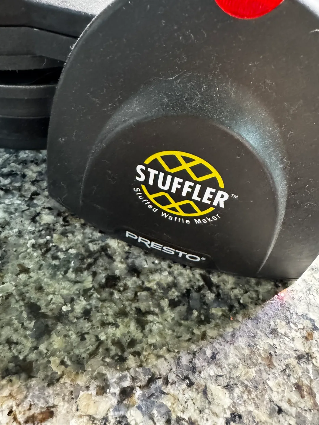 Presto Stuffler Stuffed Waffle Maker image indicator(5)