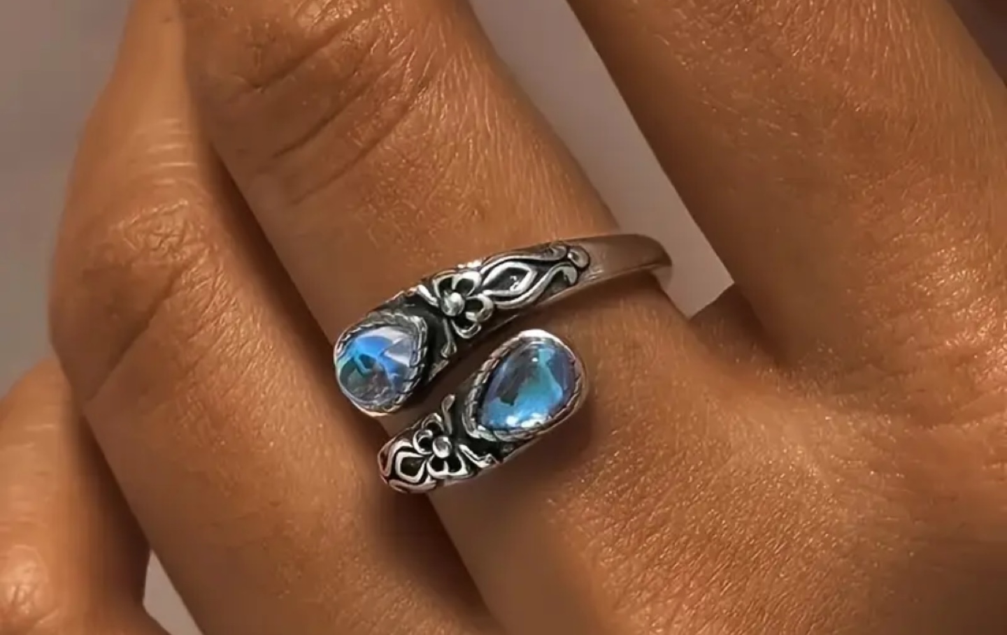 926 sterling silver ring with gems