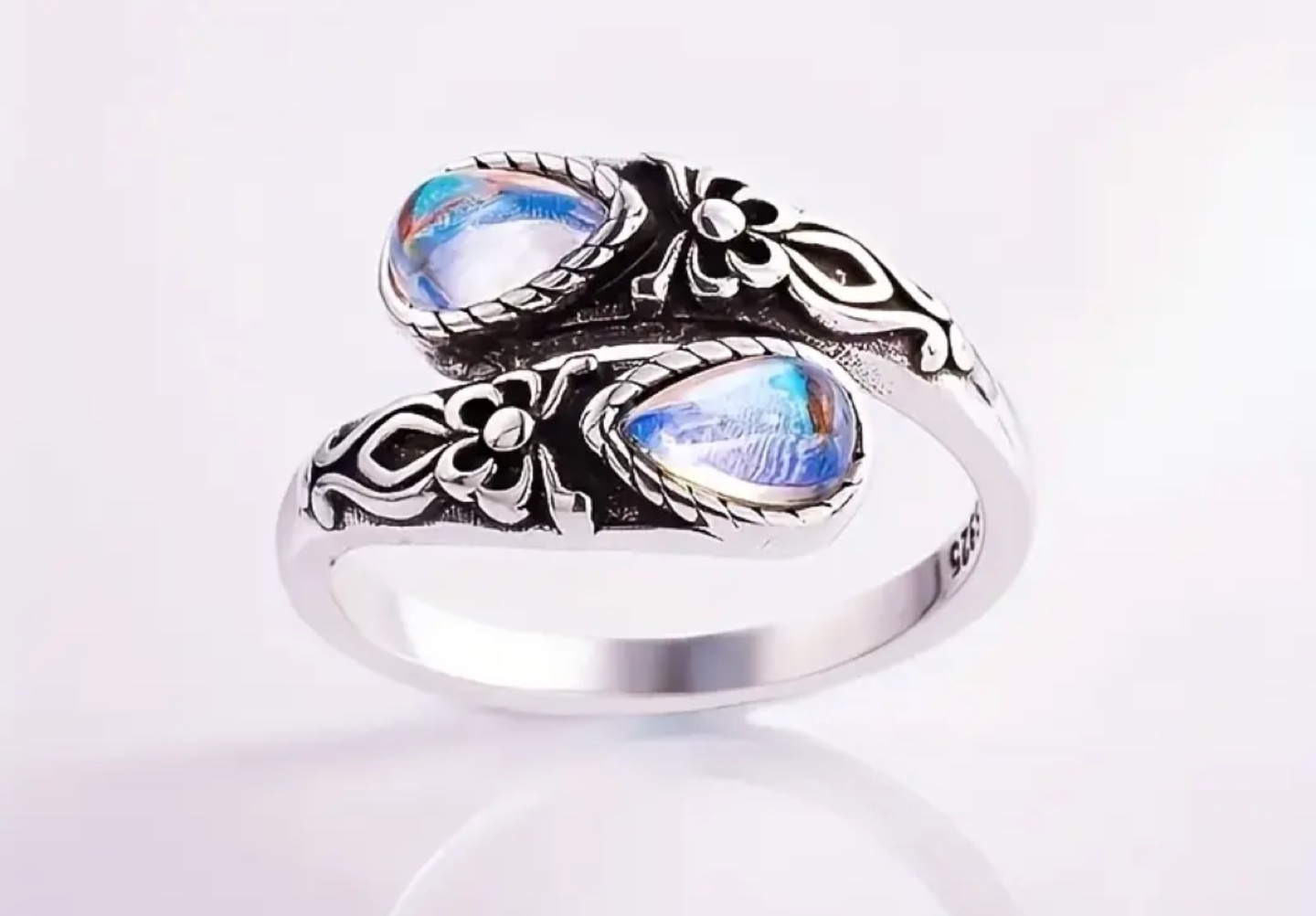 926 sterling silver ring with gems - photo 2