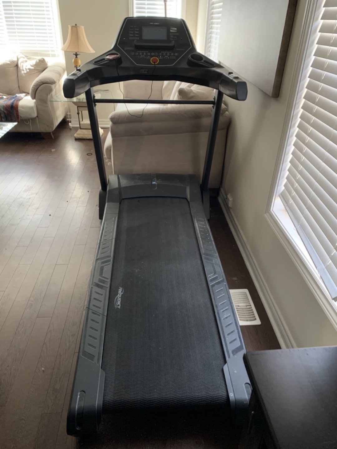 Frequency Fitness Wave 1000T Treadmill - photo 2