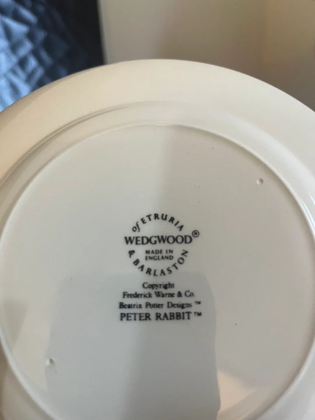 Wedgwood Peter Rabbit Child's Plate image indicator(3)