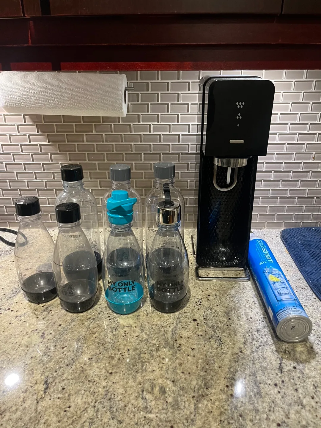 Sodastream Machine & Bottle Set image indicator(2)