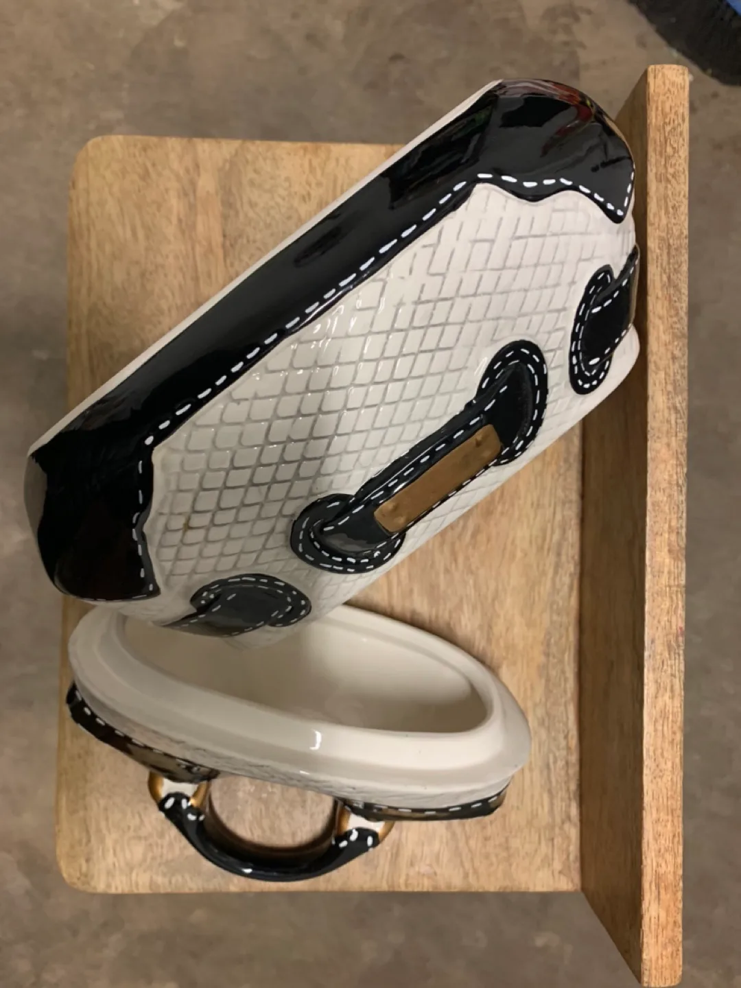 Black and White Ceramic Handbag Cookie Jar image indicator(4)