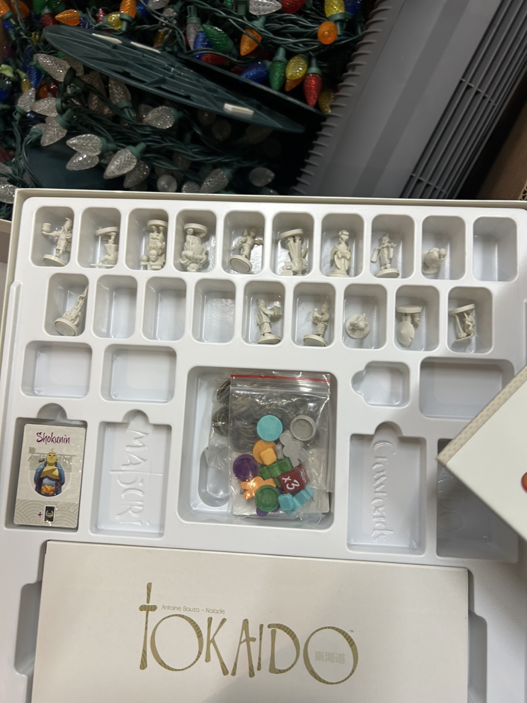 Tokaido Deluxe Edition Board Game - photo 3