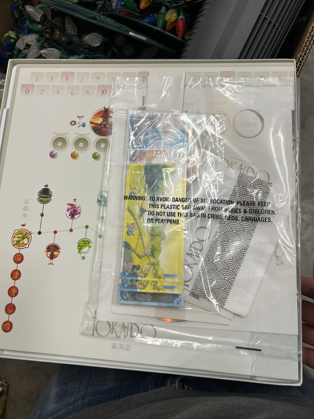 Tokaido Deluxe Edition Board Game - photo 4
