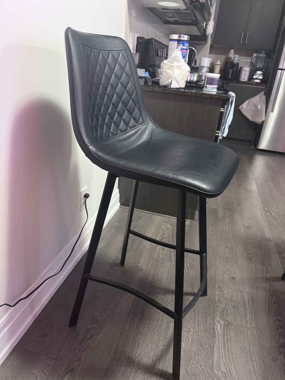 Structure Jerry bar table + 2 MALI Black Bar Stool - photo 5