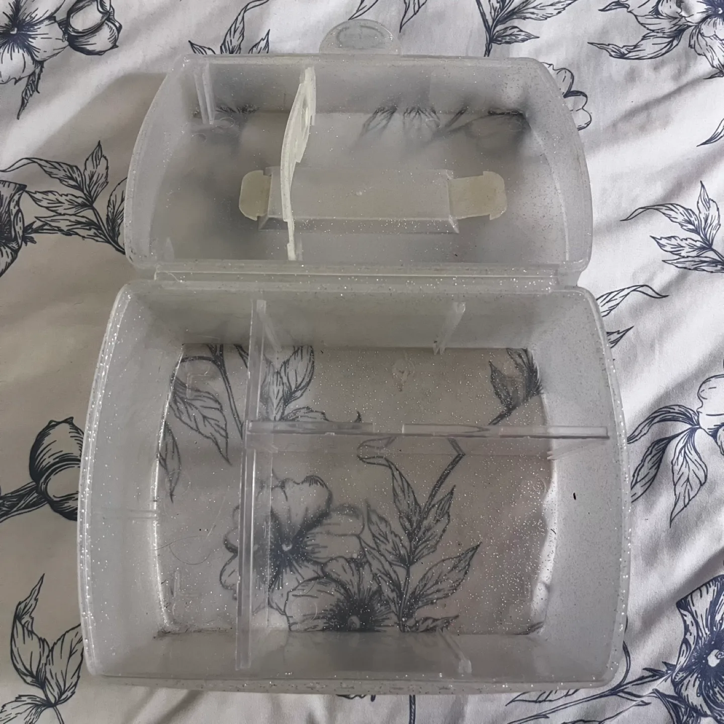 ICING Glitter Cosmetic Case image indicator(2)