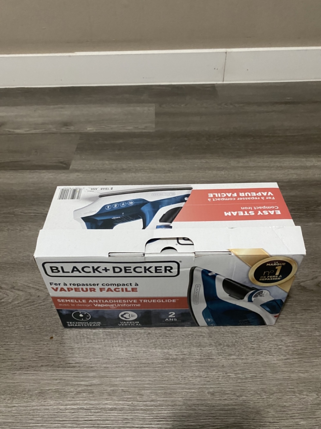 Black+Decker Easy Steam Compact Iron - photo 4