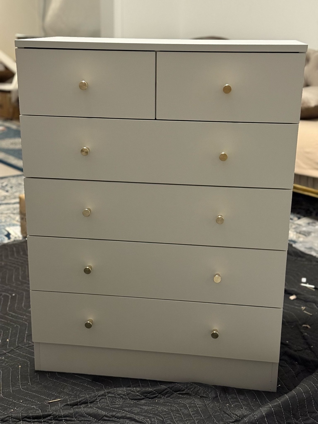 White 6-Drawer Chest of Drawers - photo 2