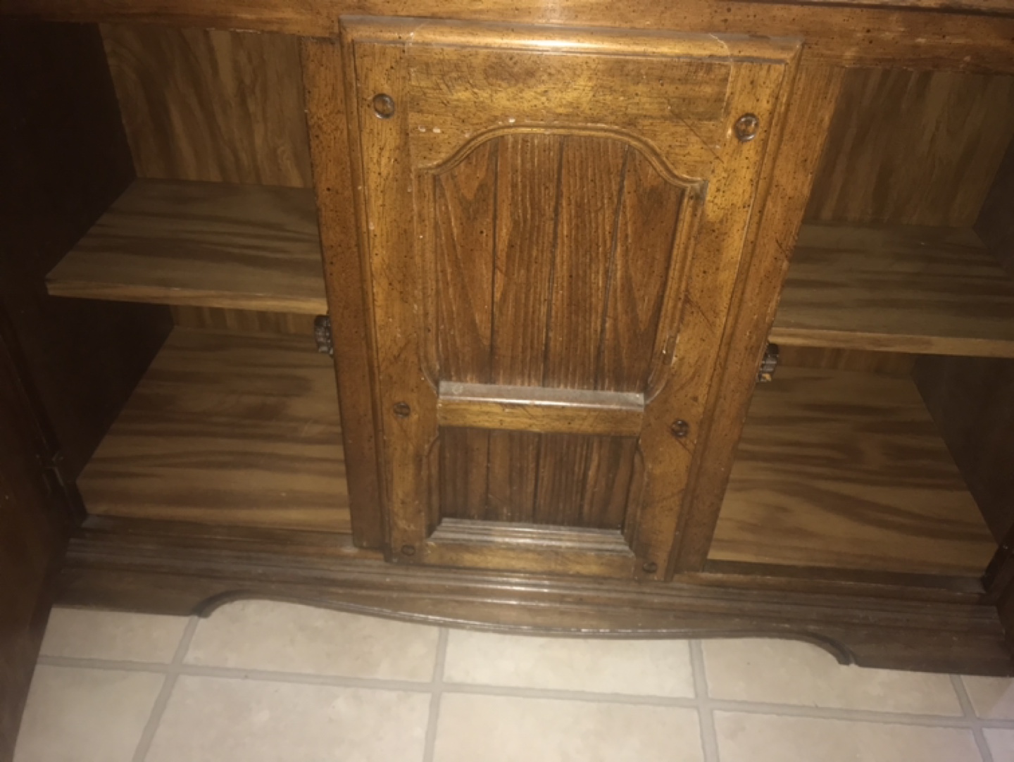 Wooden Buffet Cabinet with 2 drawers and 2 doors - photo 4