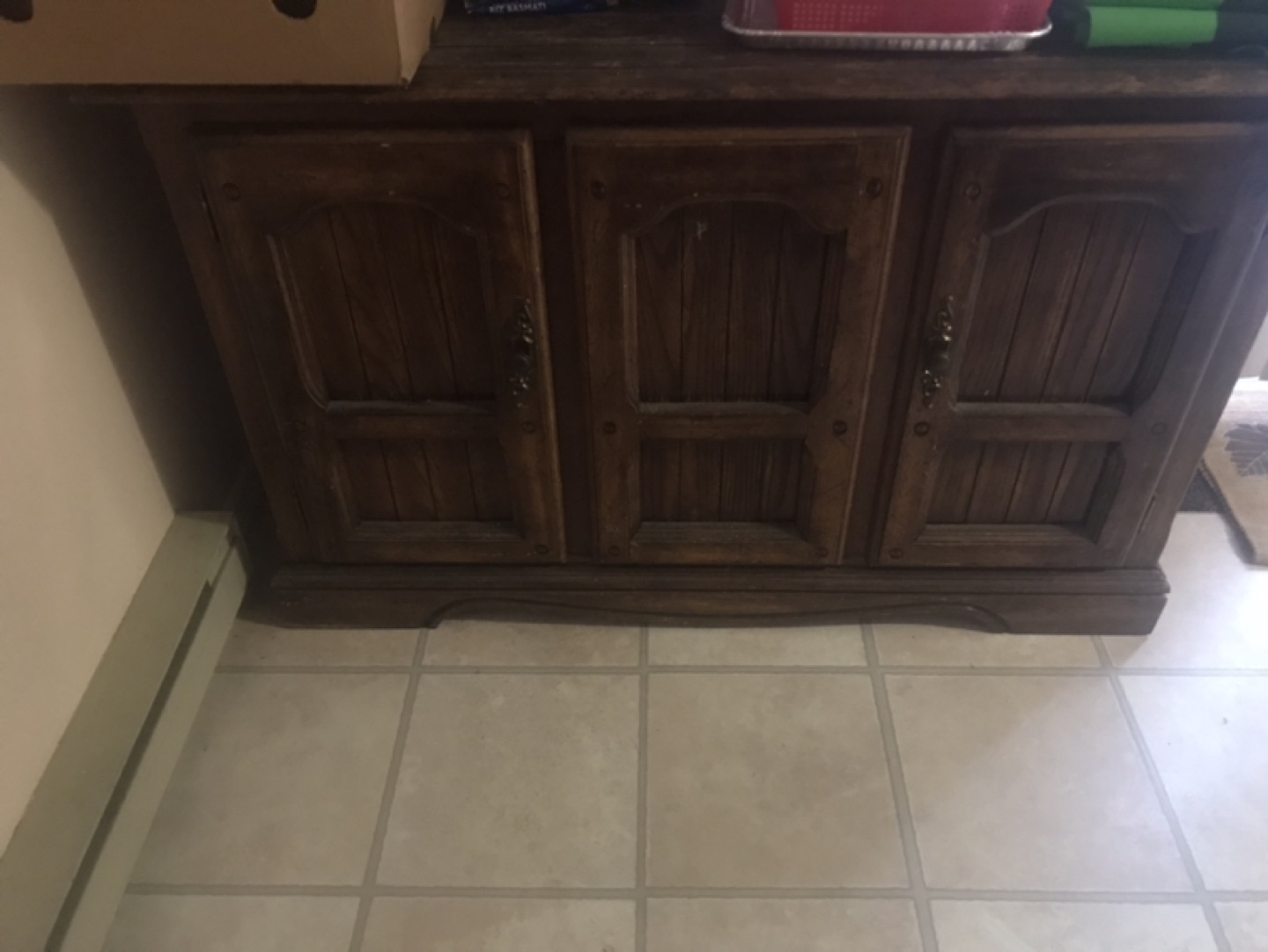 Wooden Buffet Cabinet with 2 drawers and 2 doors - photo 2