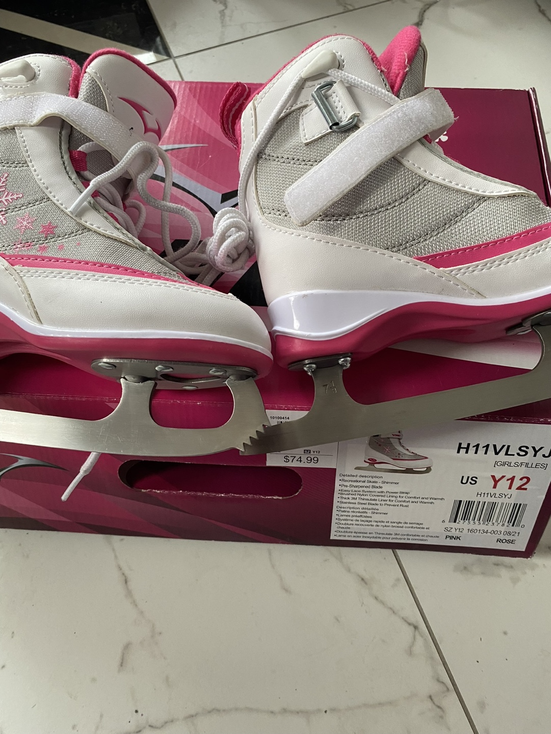 Girls' Figure Skates Size Y12