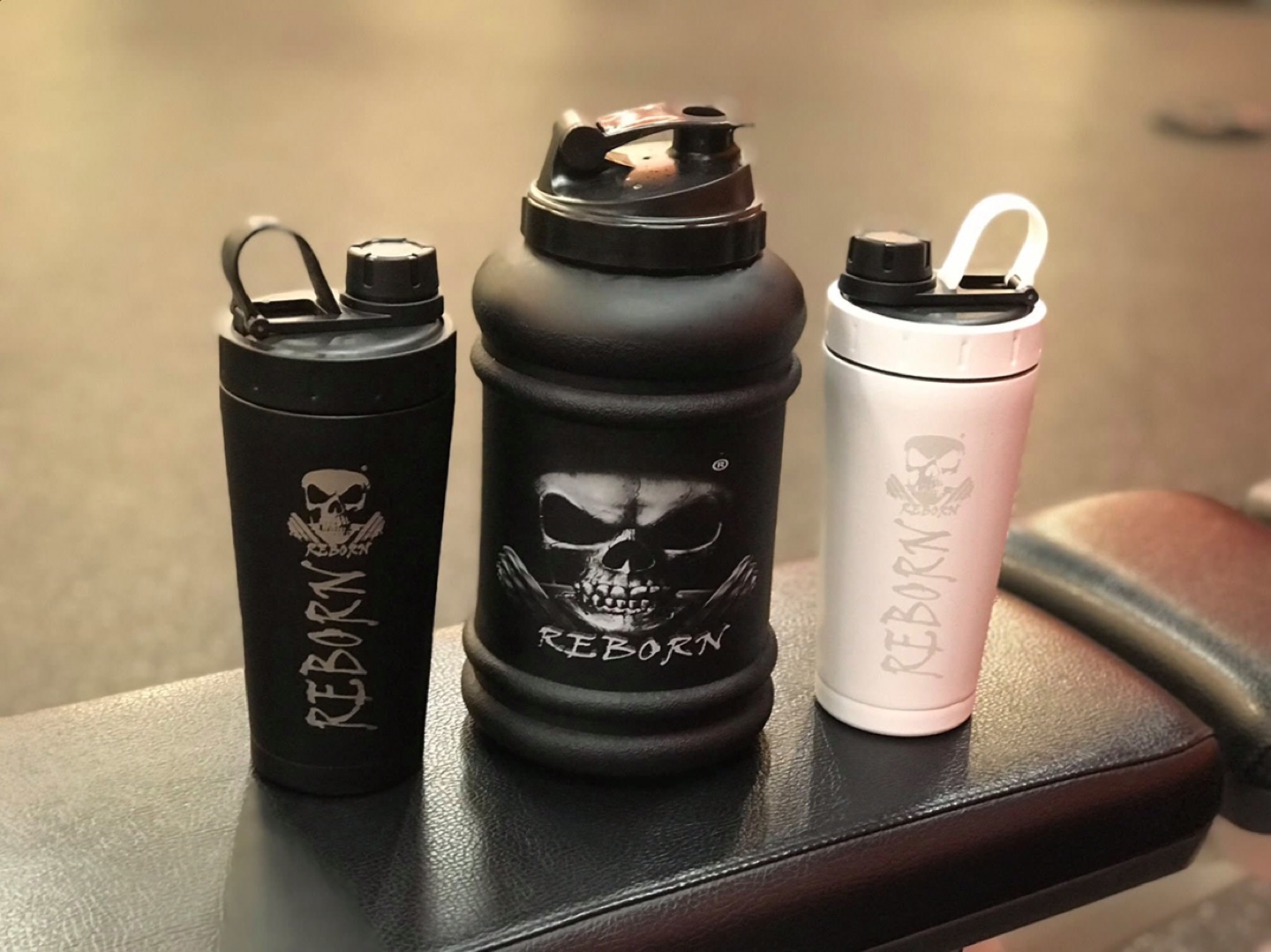 Reborn 2.2L Black Skull Water Bottle - photo 2