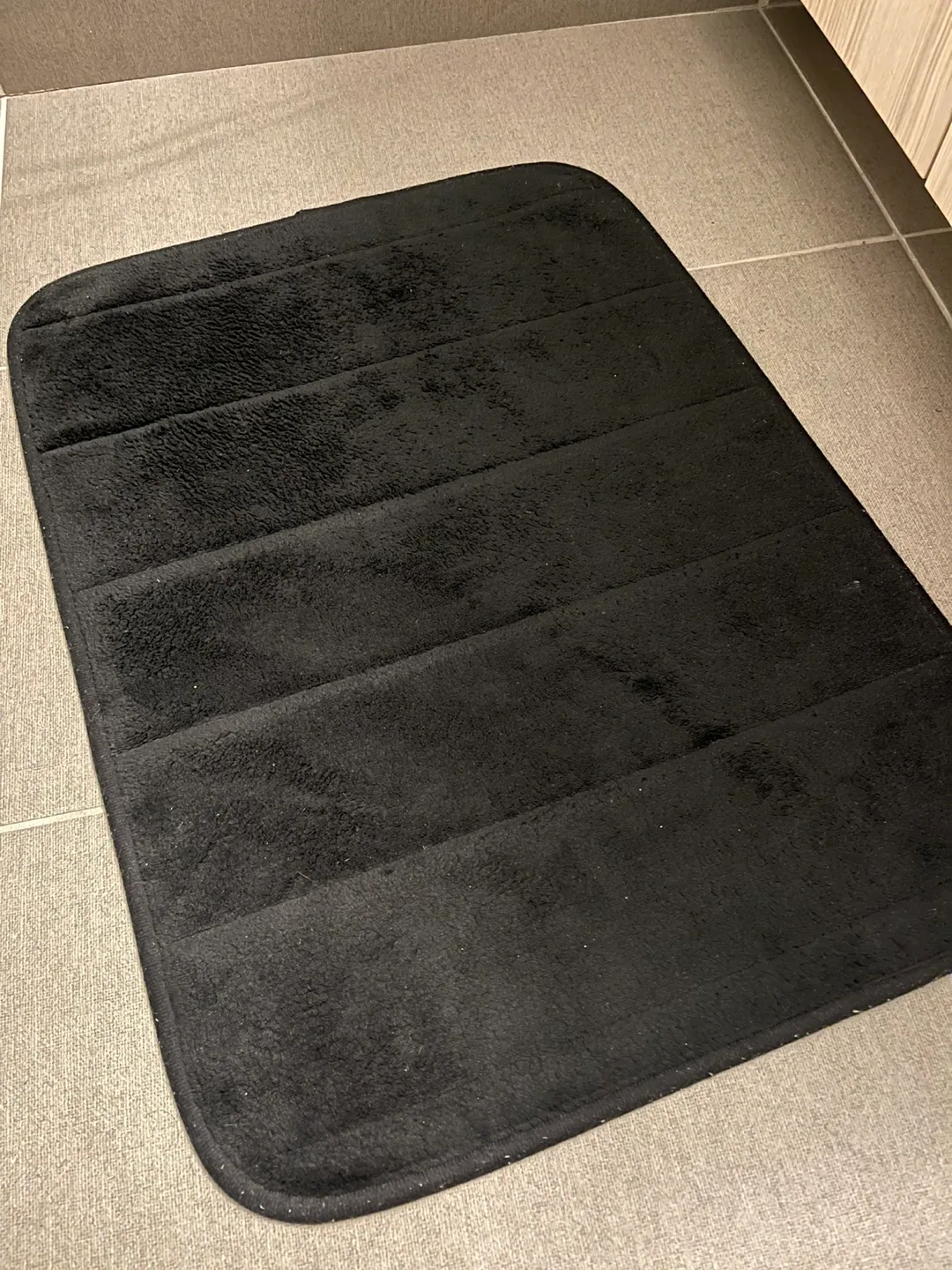 Bathroom Mats - Black thumbnail