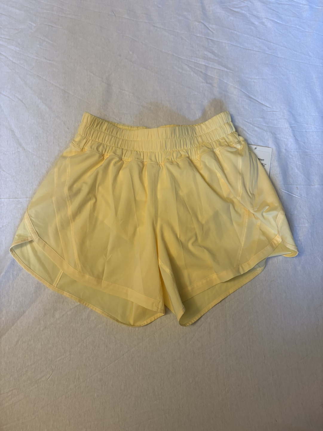 Lululemon track that shorts - photo 2