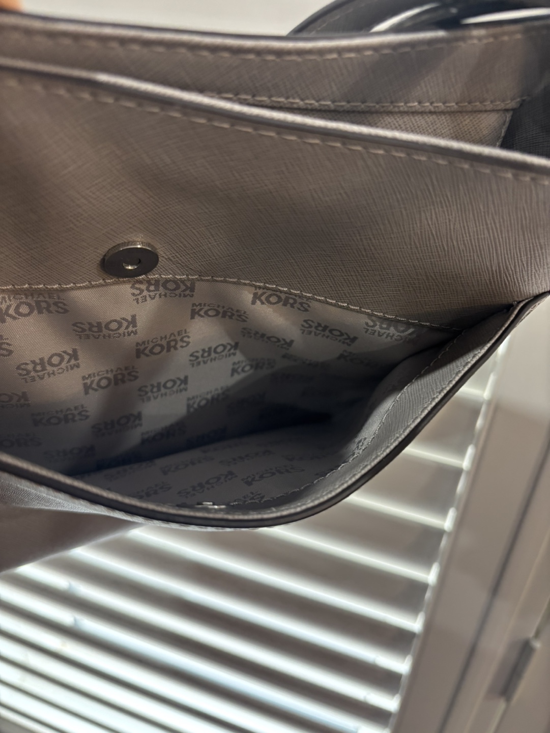 Michael Kors Grey Crossbody Bag - photo 5