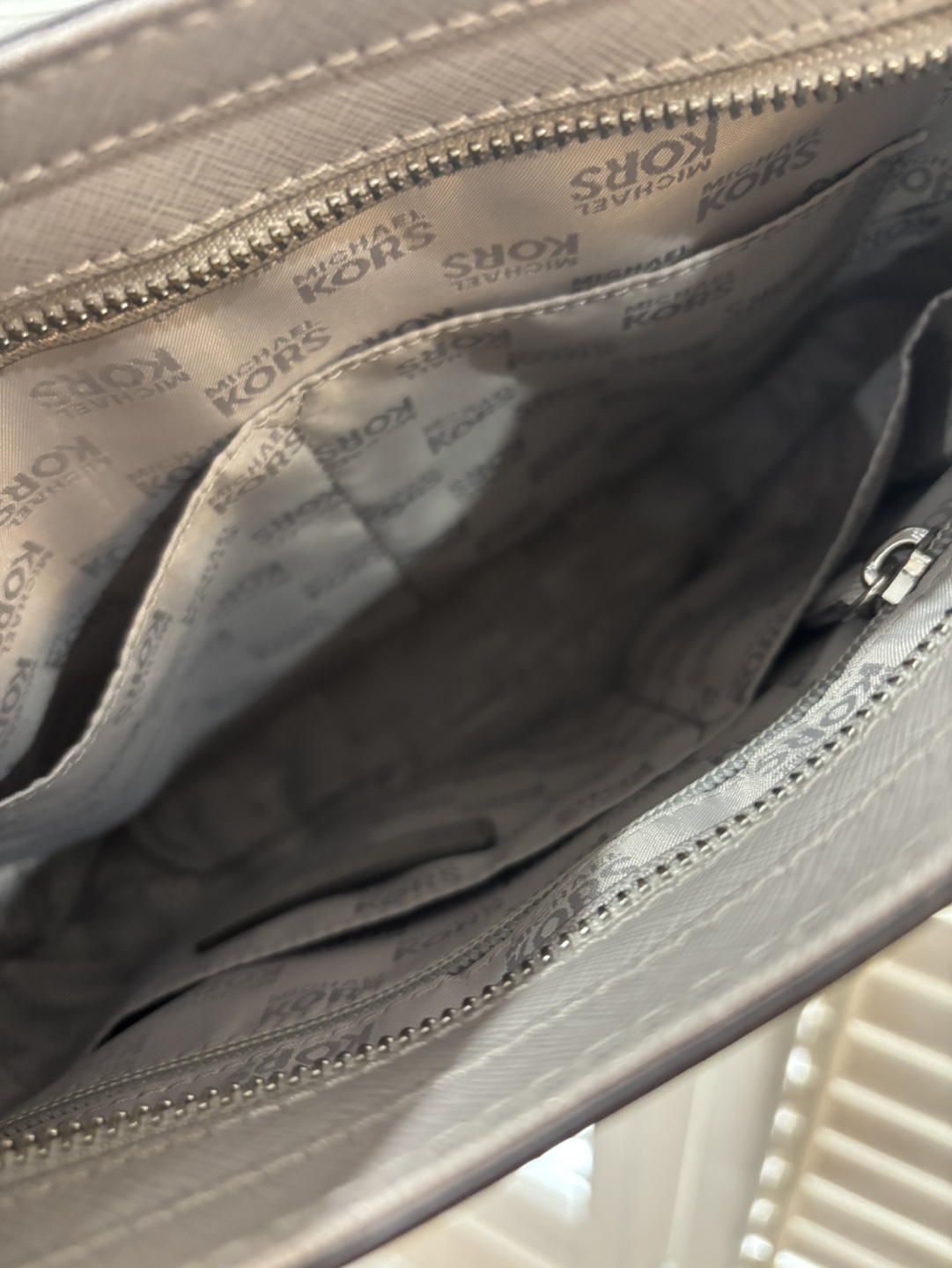 Michael Kors Grey Crossbody Bag - photo 4