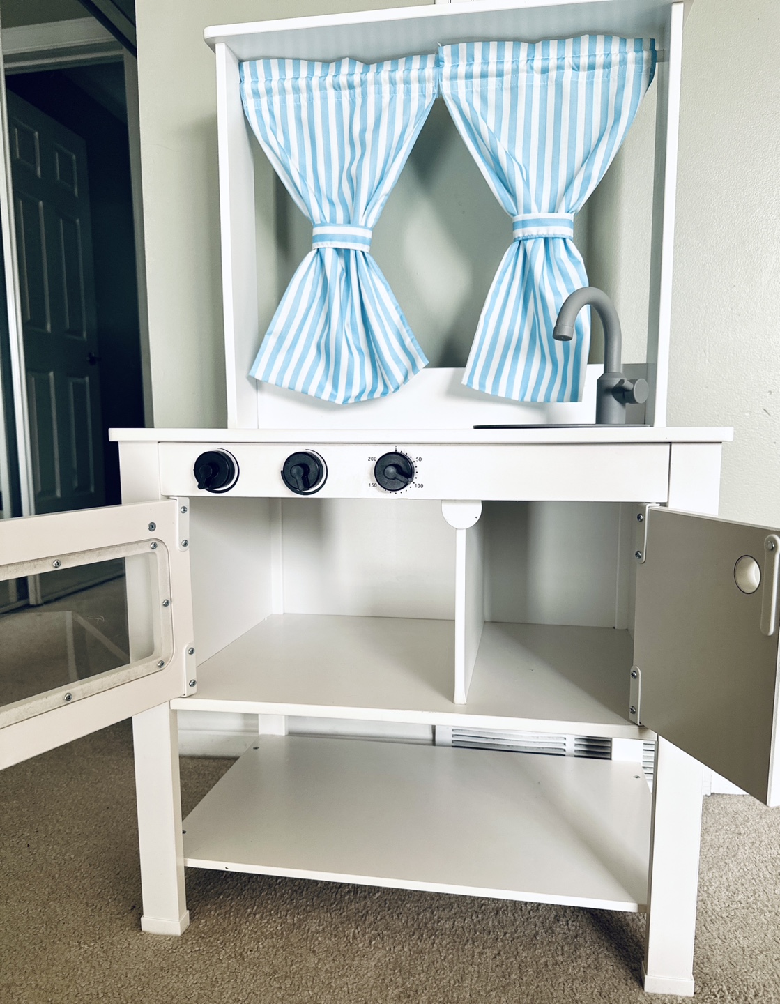 IKEA Play Kitchen with Chalkboard + Free Play Food - photo 2