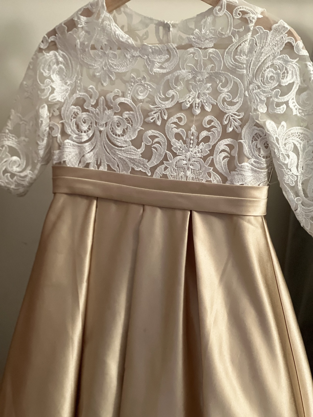 Girls' Champagne Satin and Lace Dress - photo 3