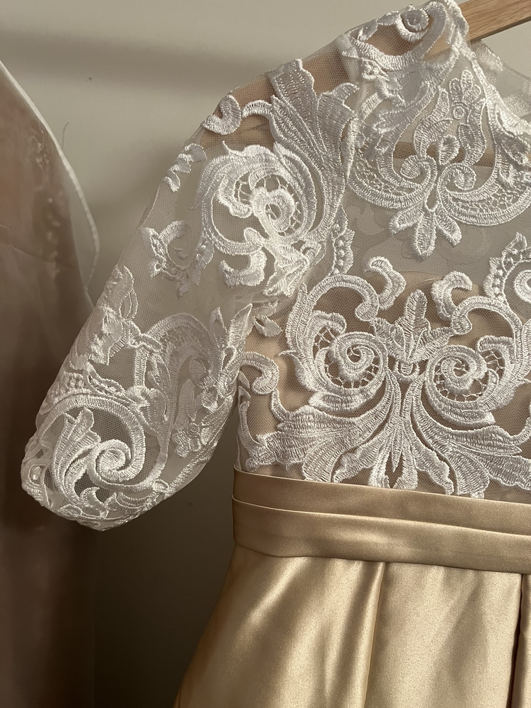 Girls' Champagne Satin and Lace Dress - photo 4