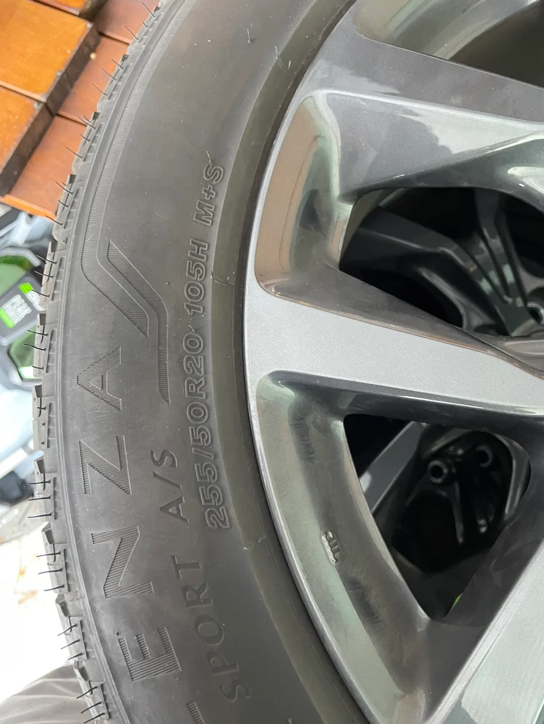 Used Acura MDX Wheels and Tires image indicator(3)