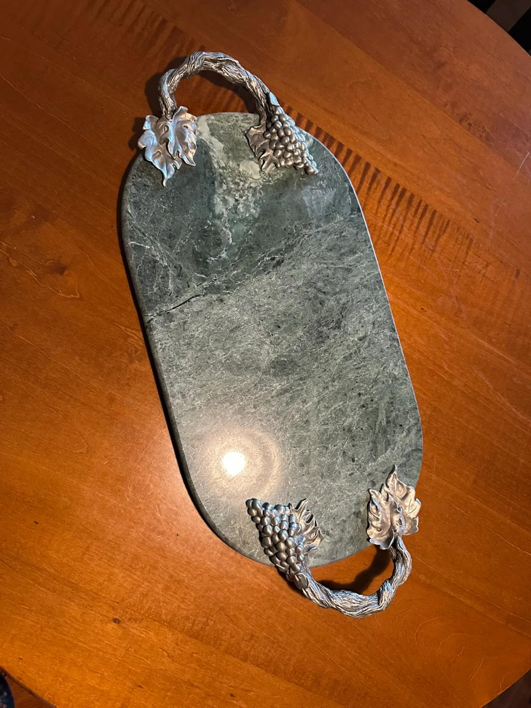 Marble Serving Tray with Grapevine Handles image indicator(3)