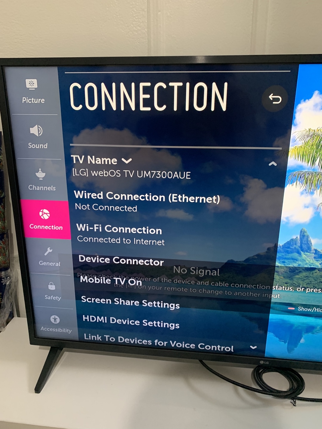 LG webOS TV UM7300AUE Smart TV - photo 3