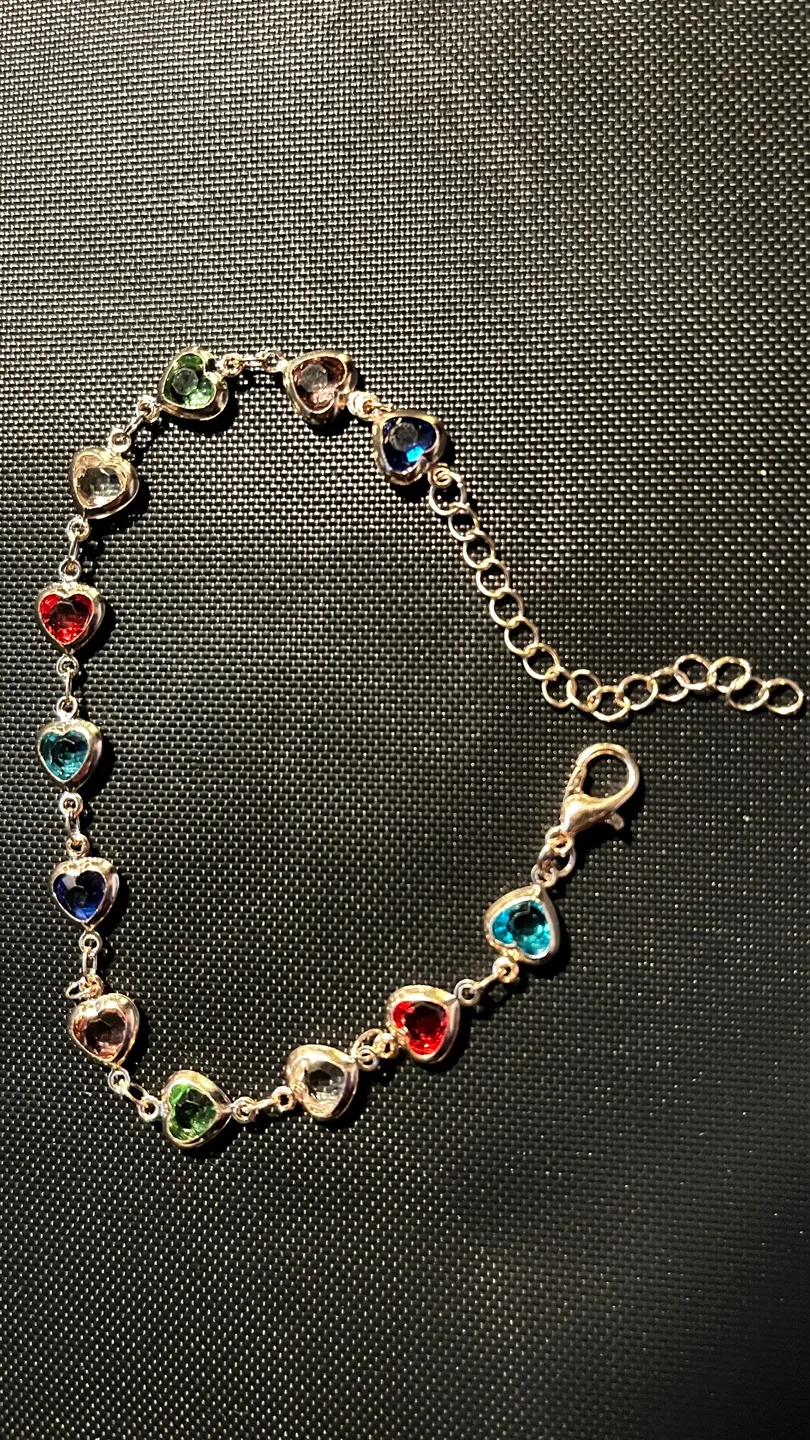 #freecycle🥕Multicoloured Heart Bracelet image indicator(2)
